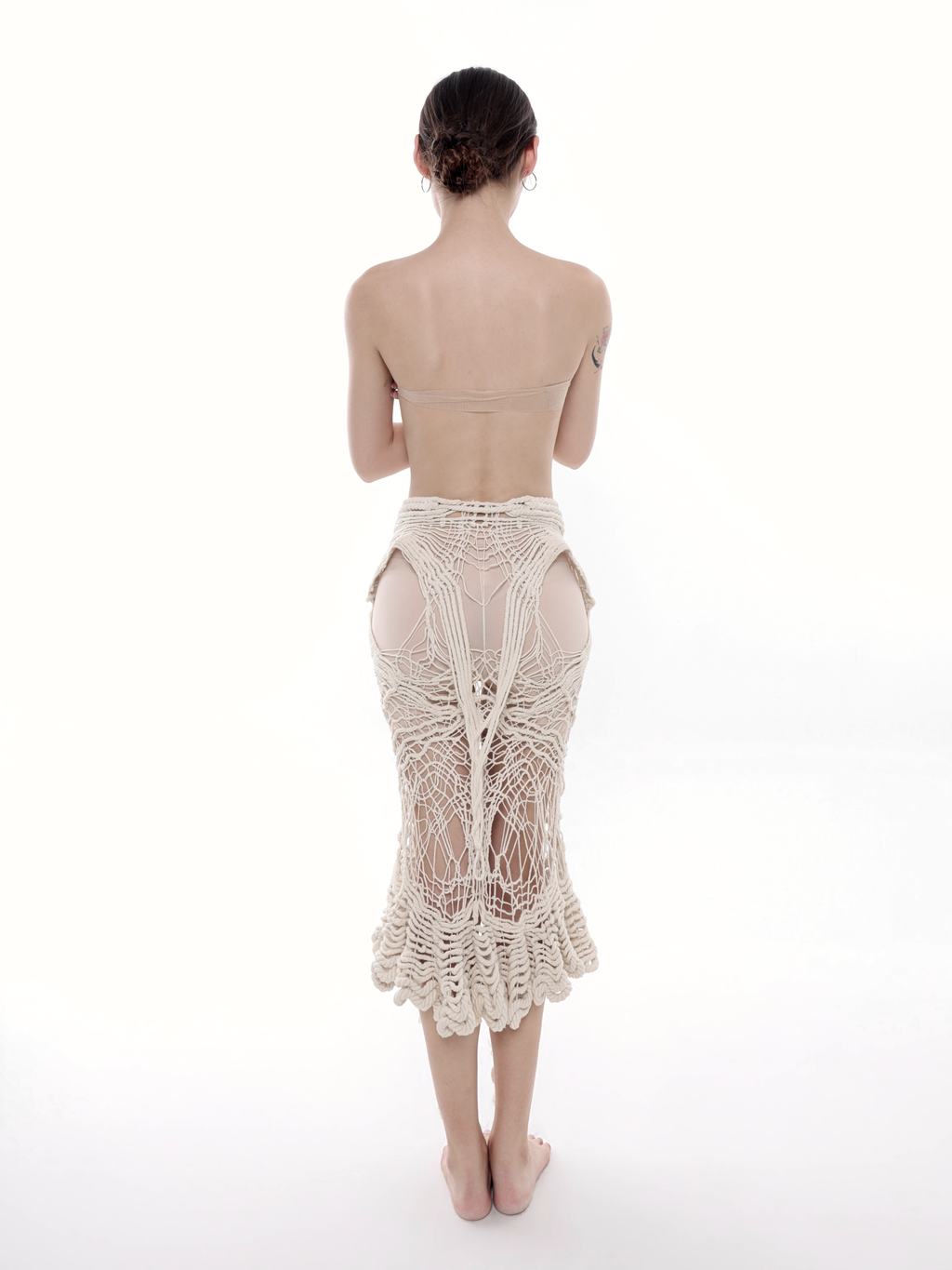 Bottom | 010