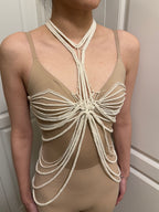 Top | 043