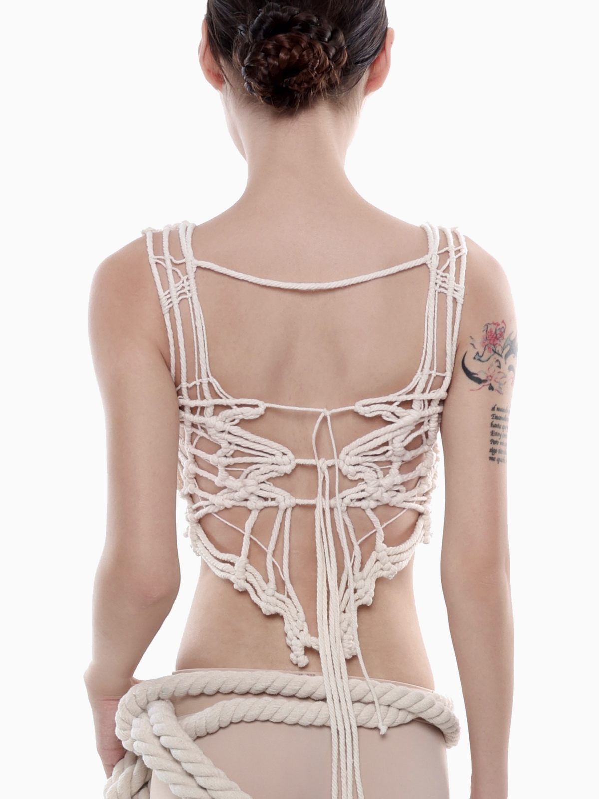 Top | 023