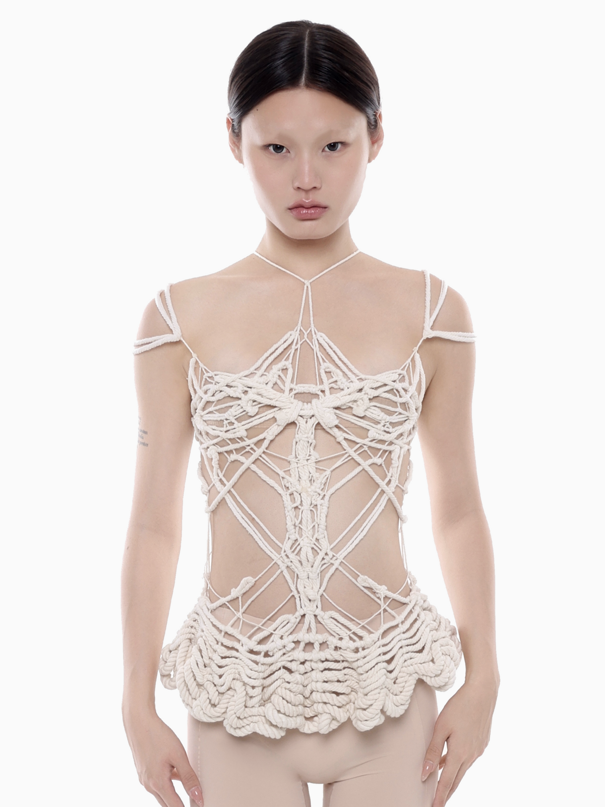 Top | 038