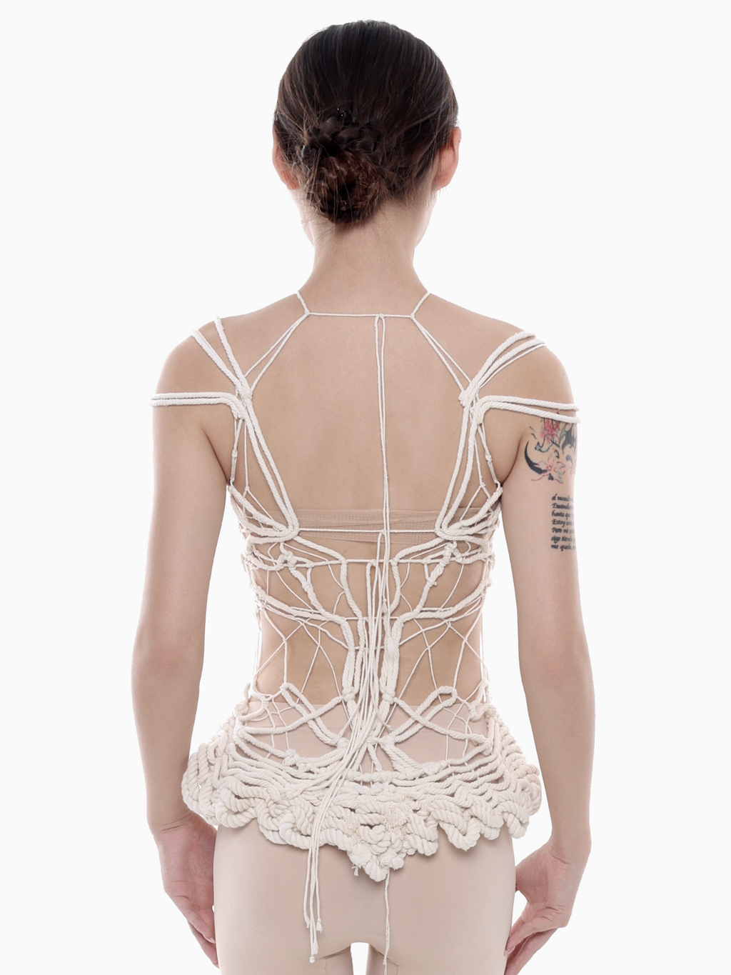Top | 038