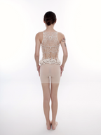 Top | 002