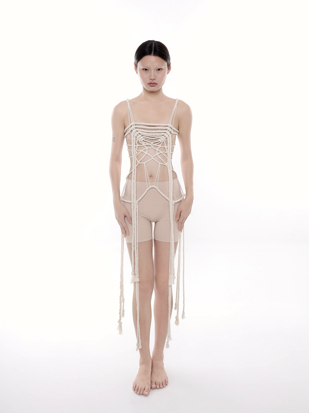 Top | 005